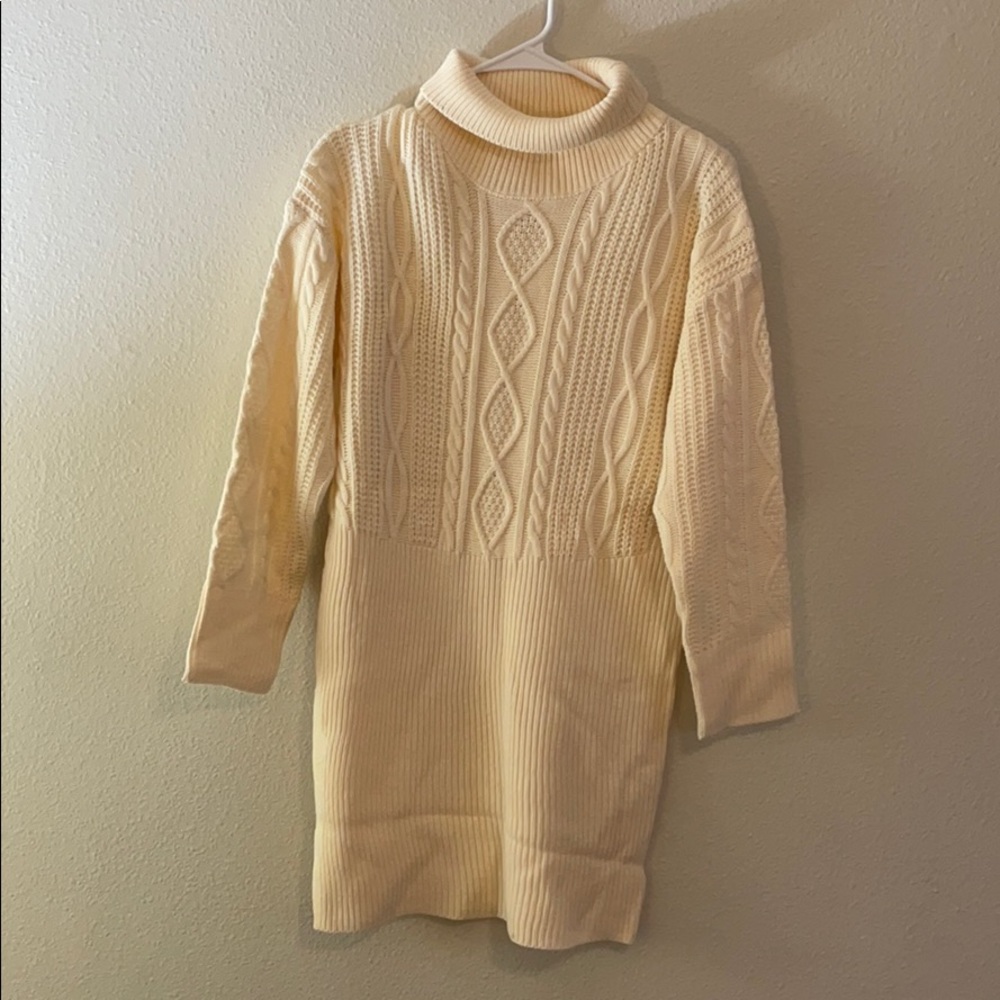 Mock neck sweater dress - Picture 4 of 4